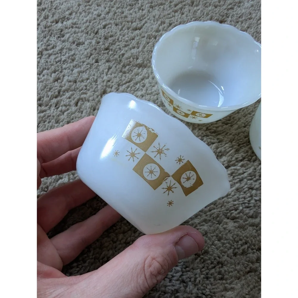 Vintage Fire King Atomic‎ Star White Bowls Yellow Starburst Design Milk Glass
